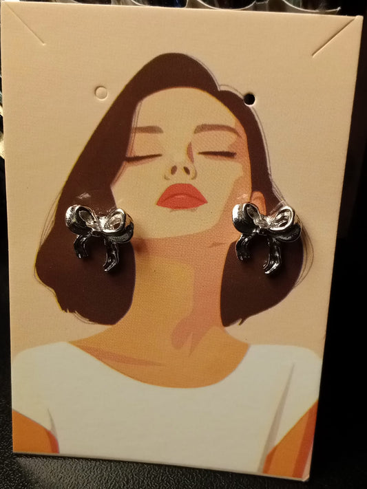 silver bow studs